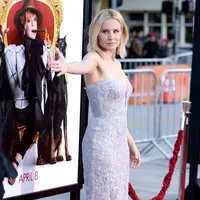 Kristen Bell merasa tak terima dengan sikap yang tak sopan ketika ada sosok wartawan yang diketahui bernama Kevin Donnaly. (AFP/Bintang.com)