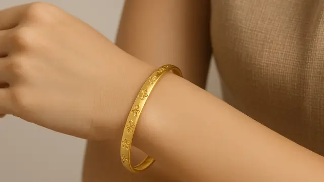 Model Gelang Emas 2 Gram 16 Karat Motif Bunga dan Kupu-Kupu/Ilustrasi AI
