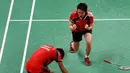 Indonesia menjaga peluang meraih medali emas Olimpiade 2016 setelah Tontowi Ahmad/Lilyana Natsir melaju ke final. Dalam pertandingan di Riocentro, Senin (15/8) Mereka menaklukkan Zhang Nan/Zhao Yunlei, 21-16 dan 21-15. (REUTERS)