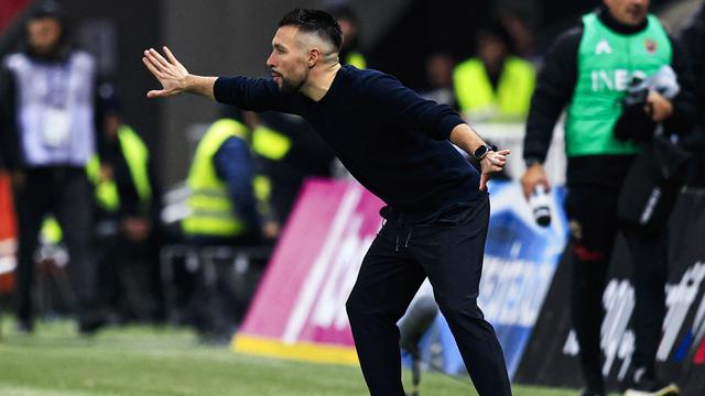 Pelatih OGC Nice, Francesco Farioli.
