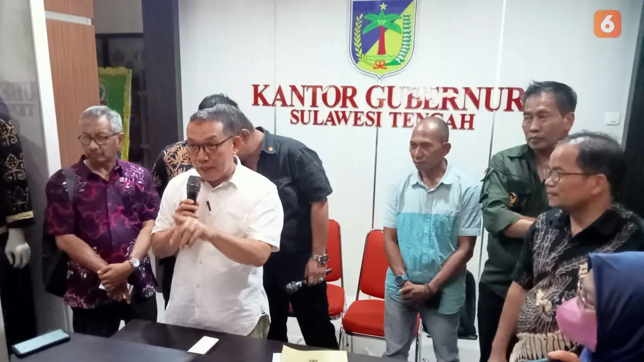 Konferensi pers Tim Investigasi Dugaan Penyalahgunaan Wewenang di Pemprov Sulteng