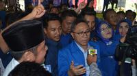 Ketua Umum PAN Zulkifli Hasan terbebas dari dugaan Politik Uang yang dilaporkan ke Panwas Muara Enim (Liputan6.com / Nefri Inge)