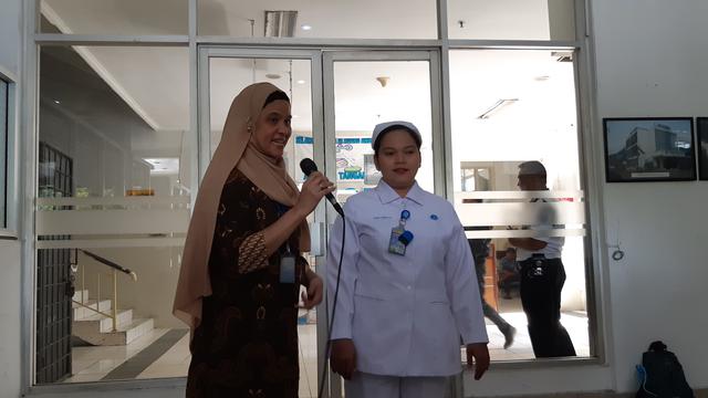 Perawat RSUP Persahabatan Rawat Pasien Positif Corona