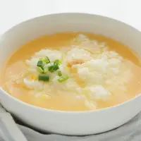 Ilustrasi bubur telur./Copyright shutterstock.com/g/jreika