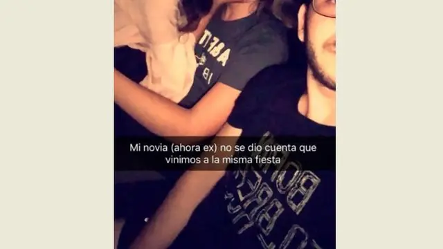 [Bintang] Foto Viral: Cowok Ini Selfie di Samping Pacarnya yang Lagi Ciuman dengan Selingkuhannya