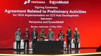 PT Pertamina Hulu Energi (PHE) selaku Subholding Upstream Pertamina melaksanakan penandatanganan Pre-Liminary Agreement dengan ExxonMobil, guna menjajaki beragam peluang kerjasama untuk meningkatkan kinerja perusahaan serta keberlanjutan bisnis.