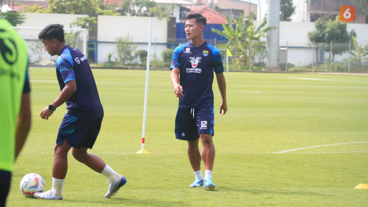 Pemain Persib Bandung, Henhen Herdiana