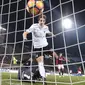 Pemain AC Milan, Mario Pasalic mencetak gol penentu kemenangan timnya saat melawan Bologna pada laga Serie A di di Stadio Renato Dell'Ara, Bologna,  (8/5/2/2017).  MIlan mengan 1-0.  (EPA/Giorgio Benvenuti)