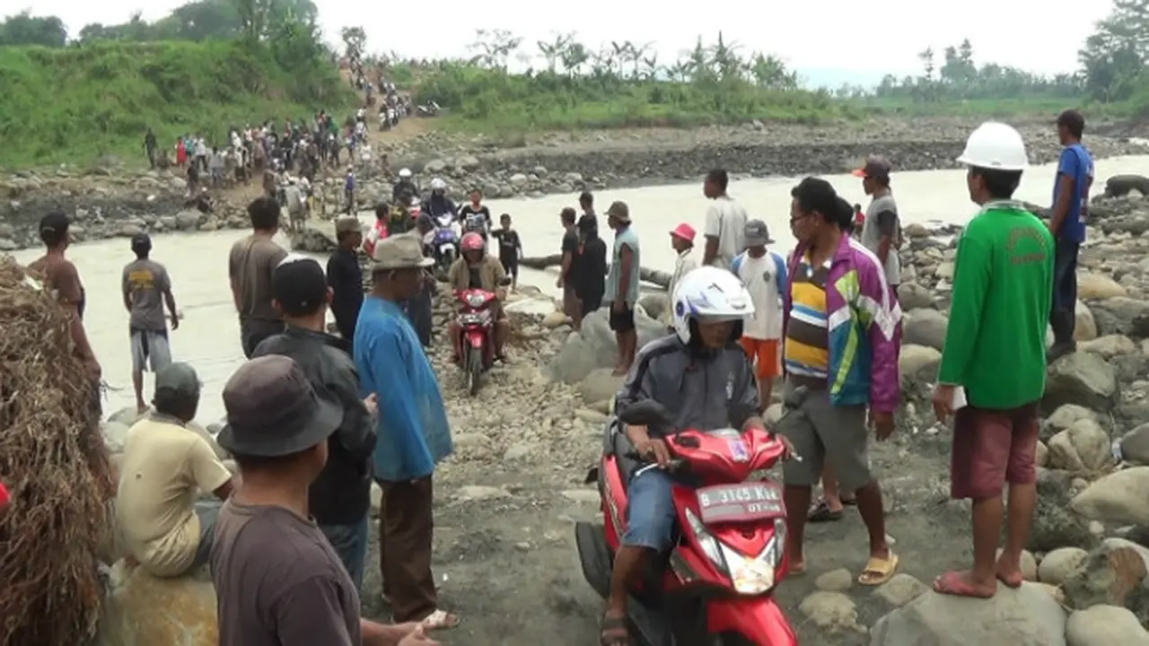 Jembatan Darurat Cipamingkis