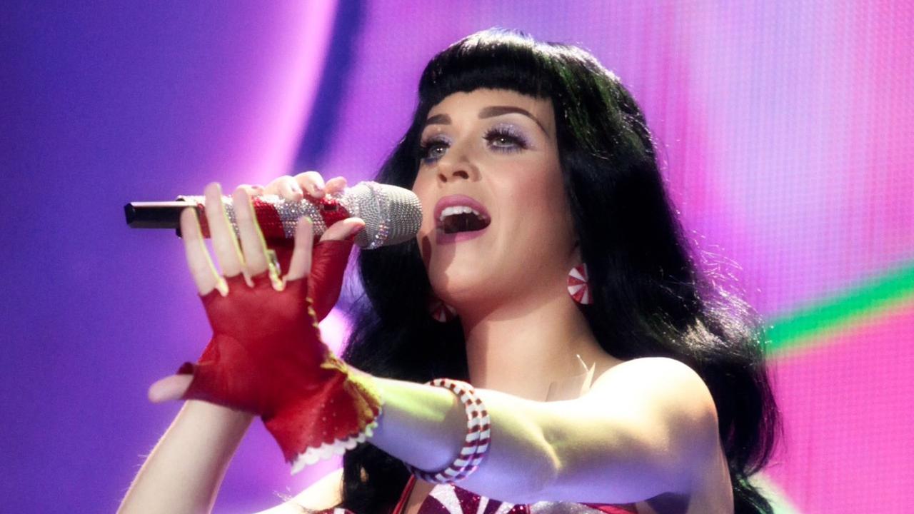 Katy Perry - Justin Trudeau Pregnancy Rumor Firmly Deny by Insider