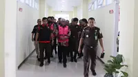 Kejati Sulbar menetapkan tiga orang tersangka kasus dugaan korupsi di Unsulbar (Foto: Liputan6.com/Abdul Rajab Umar)