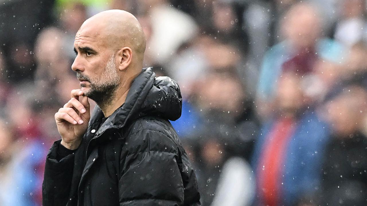 Foto: Muka Panik Pep Guardiola Saat Ditahan Imbang West Ham United, Was-Was Gagal Juara Liga Inggris