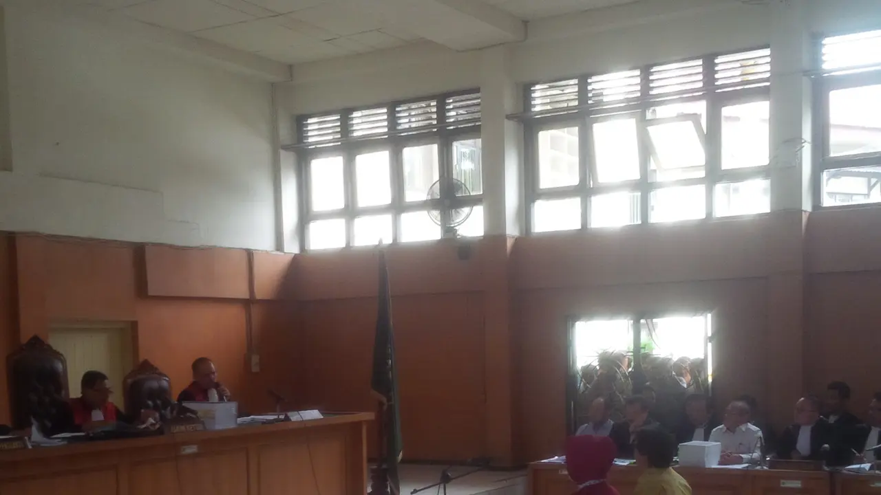 Saksi dihadirkan dalam sidang lanjutan kasus suap Bupati Banyuasin, Yan Anton Ferdian (Liputan6.com/Nefri Inge)
