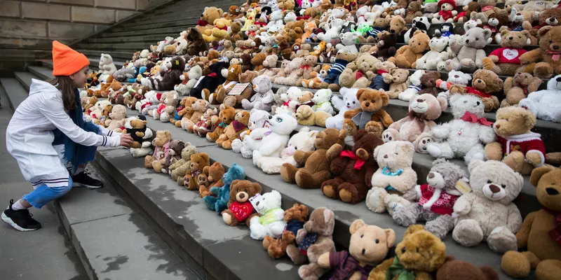 Boneka Teddy Bears untuk Pengungsi Suriah