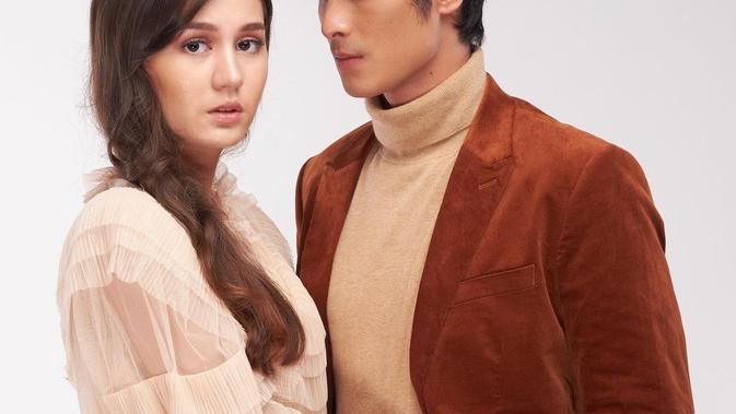 Semakin Dekat, Ini 6 Potret Cinta Brian dan Zoe Abbas Pakai Baju Warna Senada (sumber: Instagram/zoeabbasjackson)