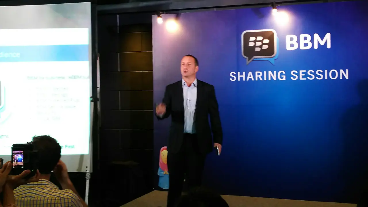 BlackBerry Jamin Keamanan BBM Money Untuk Belanja Online