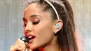 Ariana Grande akhirnya meluncurkan tampilan baru untuk cover di single terbarunya yang bertajuk Focus. (AFP/Bintang.com)