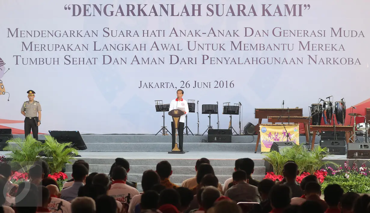 Presiden Joko Widodo berpidato saat Hari Anti Narkotika Internasional (HANI),Jakarta, (26/06). Acara ini mengusung tema, "Listen First: Listening to Children and youth is the first step to help them grow healthy and safe". (Liputan6.com/ Herman Zakharia)