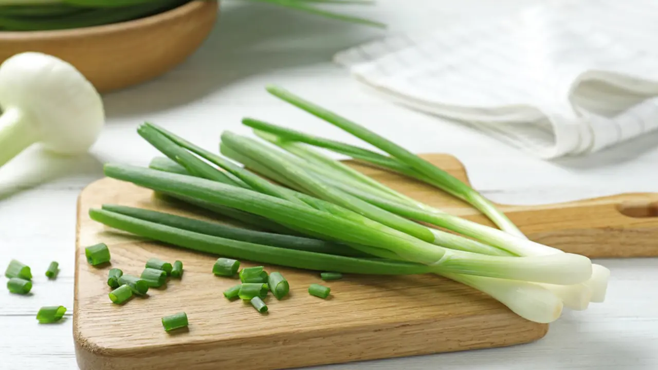 daun bawang