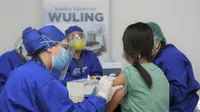 Wuling Motors menggelar sentral vaksinasi Covid-19 yang terbuka untuk umum berlokasi di lantai 3 Mal Kelapa Gading 5, Jakarta Utara. (Foto Dok. Wuling)