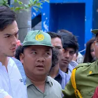 Adegan sinetron Sodrun Merayu Tuhan (Sinemart)