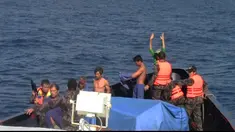 Pelaku illegal fishing seakan tak pernah kehilangan akal dalam menjalankan  modusnya.Bahkan  secara sengaja  mereka membekali kapalnya dengan peralatan canggih berupa radar untuk menghindari kejaran petugas 