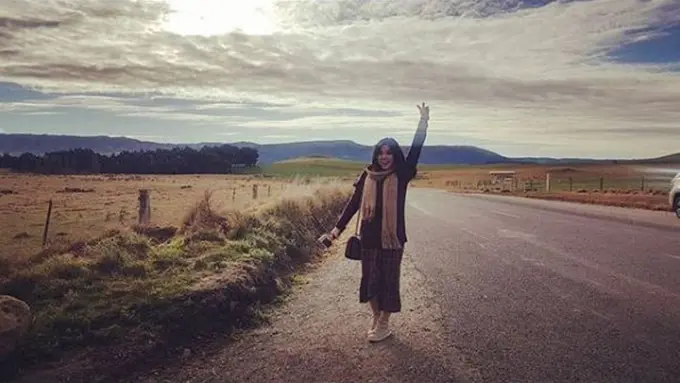 [Bintang] Saat Hidup Terasa Sulit, Ini 10 Quotes Merry Riana yang Bisa Bikin Kamu Jadi Lebih Kuat