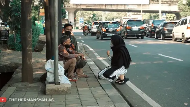 Ashanty Borong Dagangan Penjual Keliling
