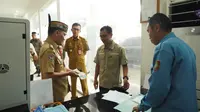Sidak Samsat Palangka Raya, Gubernur Agustiar Sabran Tegaskan Berantas Pungli dan Calo