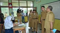 Sebanyak 5.000 guru honorer Jambi terkena dampak kebijakan peralihan kewenangan SMA/SMK dari kabupaten/kota ke pemerintah provinsi. (Liputan6.com/Bangun Santoso)