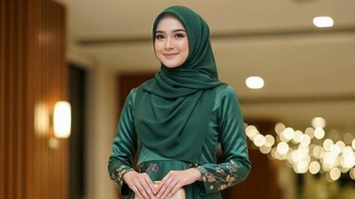 10 Gamis Motif Bunga Muslimah untuk Perayaan Maulid Nabi 2025, Tampil Menawan