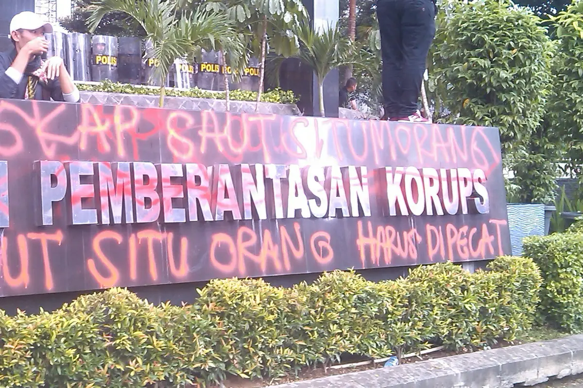 Demo HMI di KPK