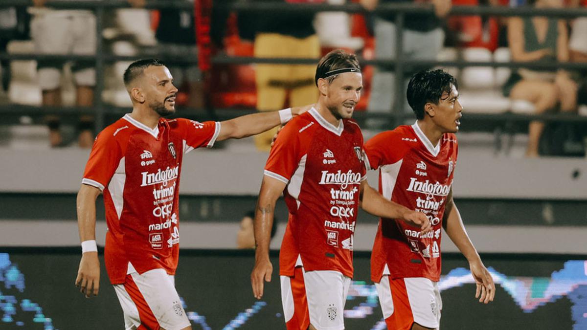 Bali United Libas PSIM 6-0, Sinyal Kuat Era Baru Johnny Jansen Jelang BRI Super League 2025/2026