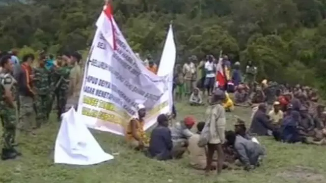 Cara Unik Rayakan Kemenangan Pilkada Bupati Daiyei Papua
