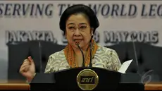 Megawati mengaku sudah bertanya langsung dengan pihak kepolisian mengenai kesiapan mengawal jalannya Pilkada serentak. Jawaban dari kepolisian itu justru membuatnya pusing. ‎