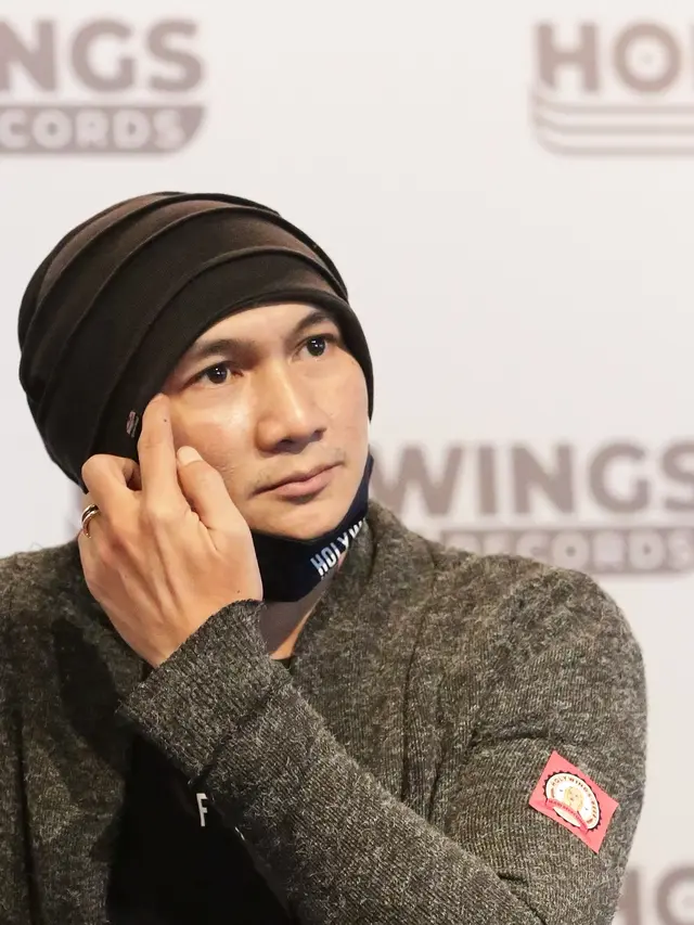 [Fimela] Anji di Hollywings Epiwalk Jakarta