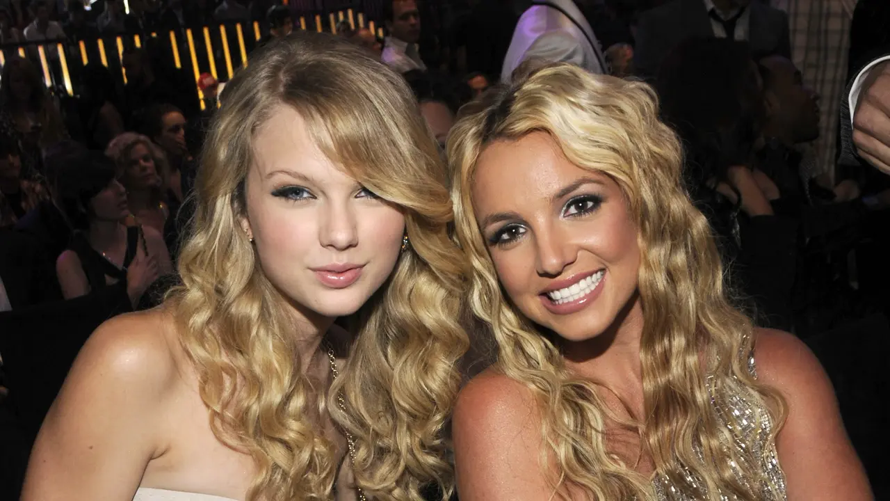 [Bintang] Britney Spears Taylor Swift
