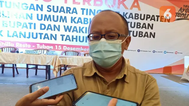 Plh Ketua KPU Kabupaten Tuban, Kasmuri. (Liputan6.com/Ahmad Adirin)