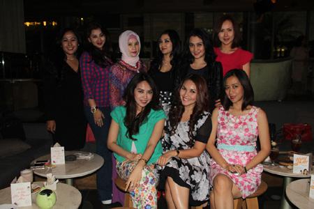 Anggota Lady Diamond | copyright vemale.com