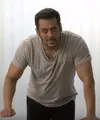 Baru-baru ini Salman Khan harus merasakan dinginnya penjara lantaran ia membunuh dua ekor blackbuck pada tahun 1998. Namun ia bisa bebas setelah membayar uang jaminan sebesar Rp 10 juta. (Foto: instagram.com/beingsalmankhan)