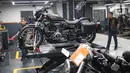 Keberagaman pilihan jenis motor dan inovasi teknologi menjadi sorotan utama konsumen dalam menentukan pilihannya. (Liputan6.com/Angga Yuniar)