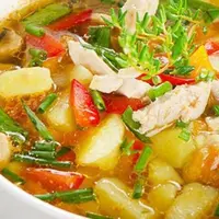 Sop Ayam Super, menu untuk sahur di hari terakhir bulan puasa. foto: delicious obessions