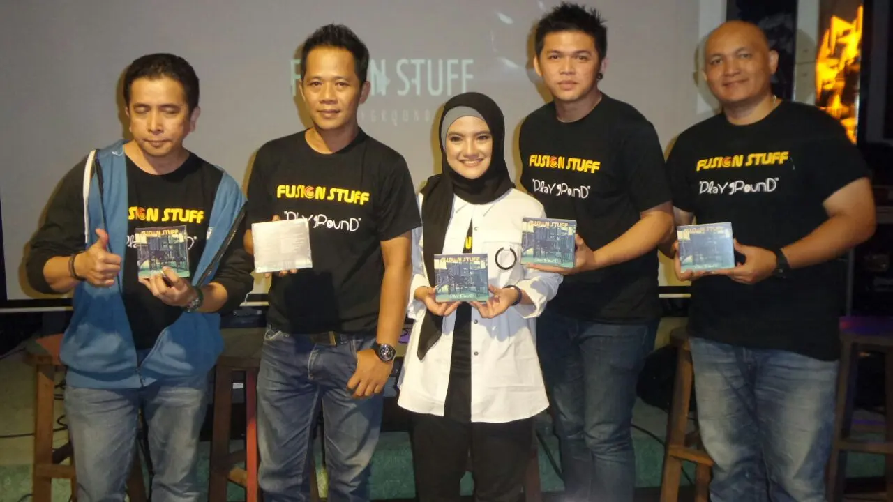 Grup musik jazz Fusion Stuff merilis album kedua dengan titel Playground