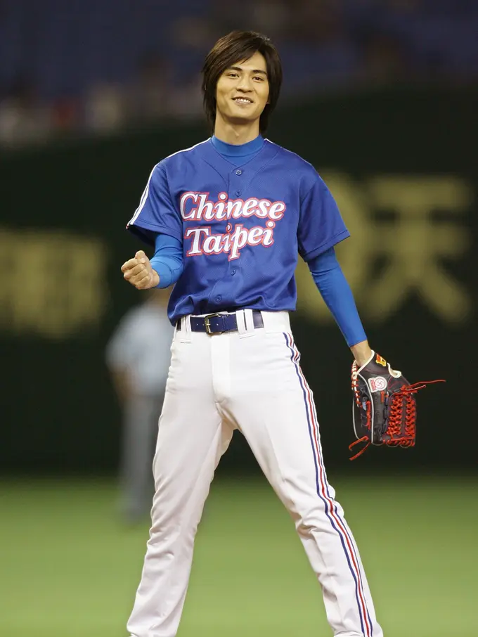 Vic Zhou