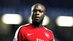 Arsenal's player William Gallas looks on during the game against Chelsea during Premiership match at Stamford Bridge in London on November 30, 2008. Arsenal won the game 2-1. AFP PHOTO/Adrian Dennis