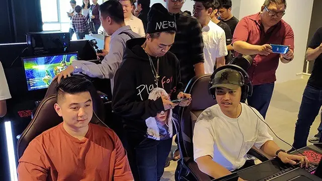 7 Penampakan Isi Warnet Milik Kaesang dan Reza Arap, Bikin Betah Main Game