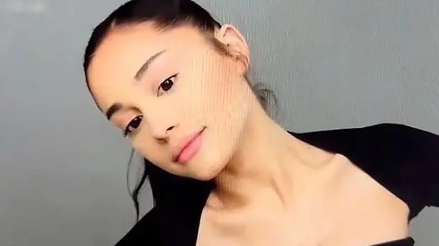 Profil dan Fakta Menarik Ariana Grande yang Jadi Pemeran Utama di Film \'WICKED\'. (instagram/arianagrande)