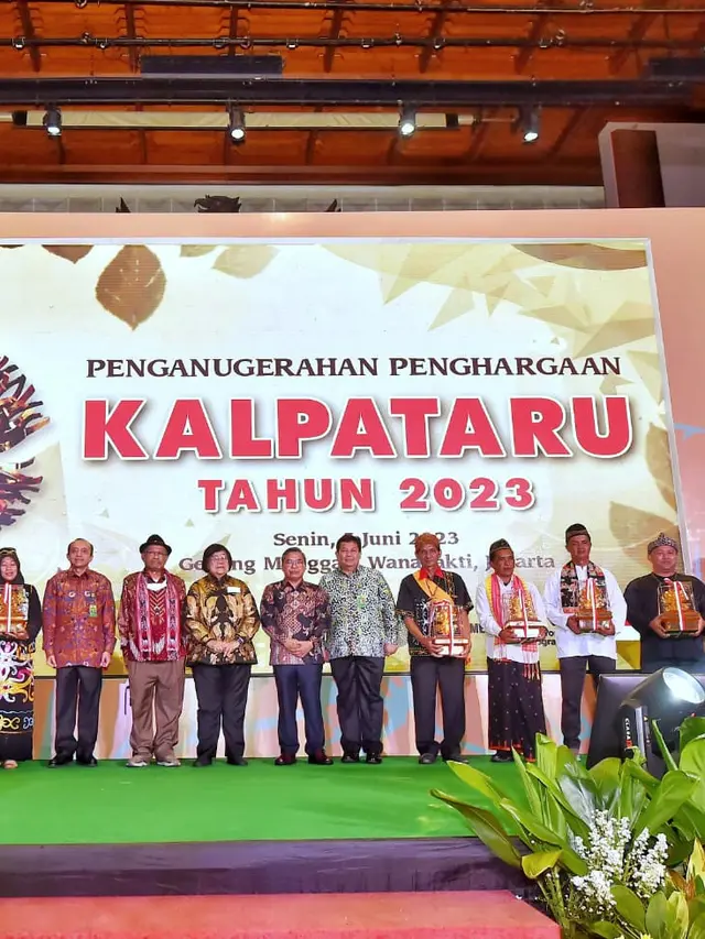 Kementerian Lingkungan Hidup dan Kehutanan (KLHK) menggelar acara Peringatan HLH tahun 2023, salah satu agendanya yaitu penganugerahan Penghargaan Kalpataru 2023.