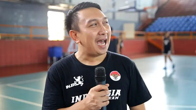 Kelar Latihan Basket, Augie Fantinus 'Gelagapan'
