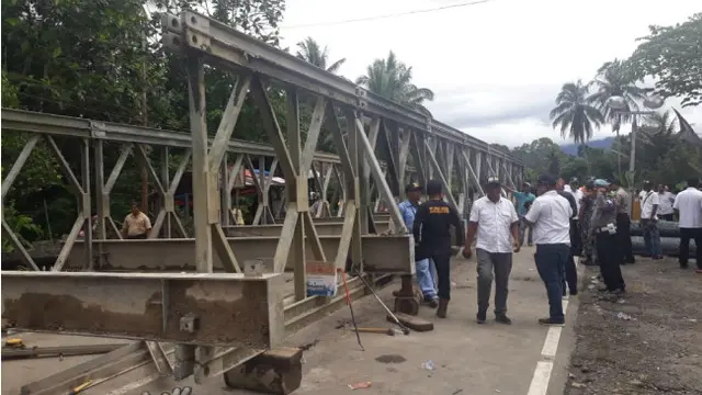 Kementerian PUPR Bangun Jembatan Sementara Pulihkan Lalu Lintas Padang-Bukittinggi